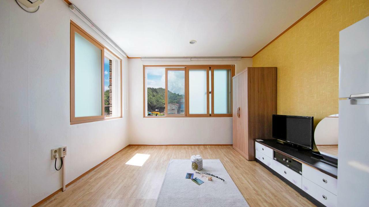 Samcheok Sol Beach Pension Εξωτερικό φωτογραφία