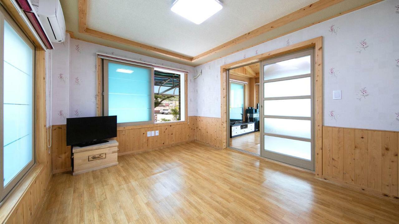 Samcheok Sol Beach Pension Εξωτερικό φωτογραφία