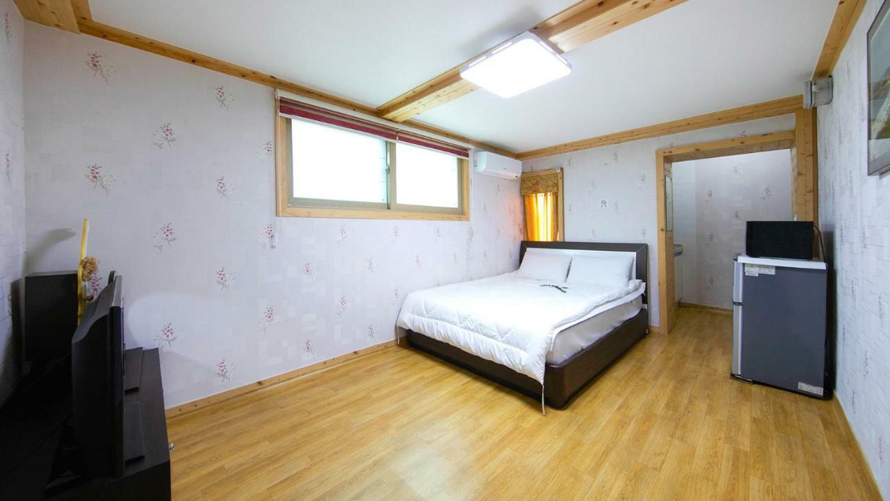 Samcheok Sol Beach Pension Εξωτερικό φωτογραφία