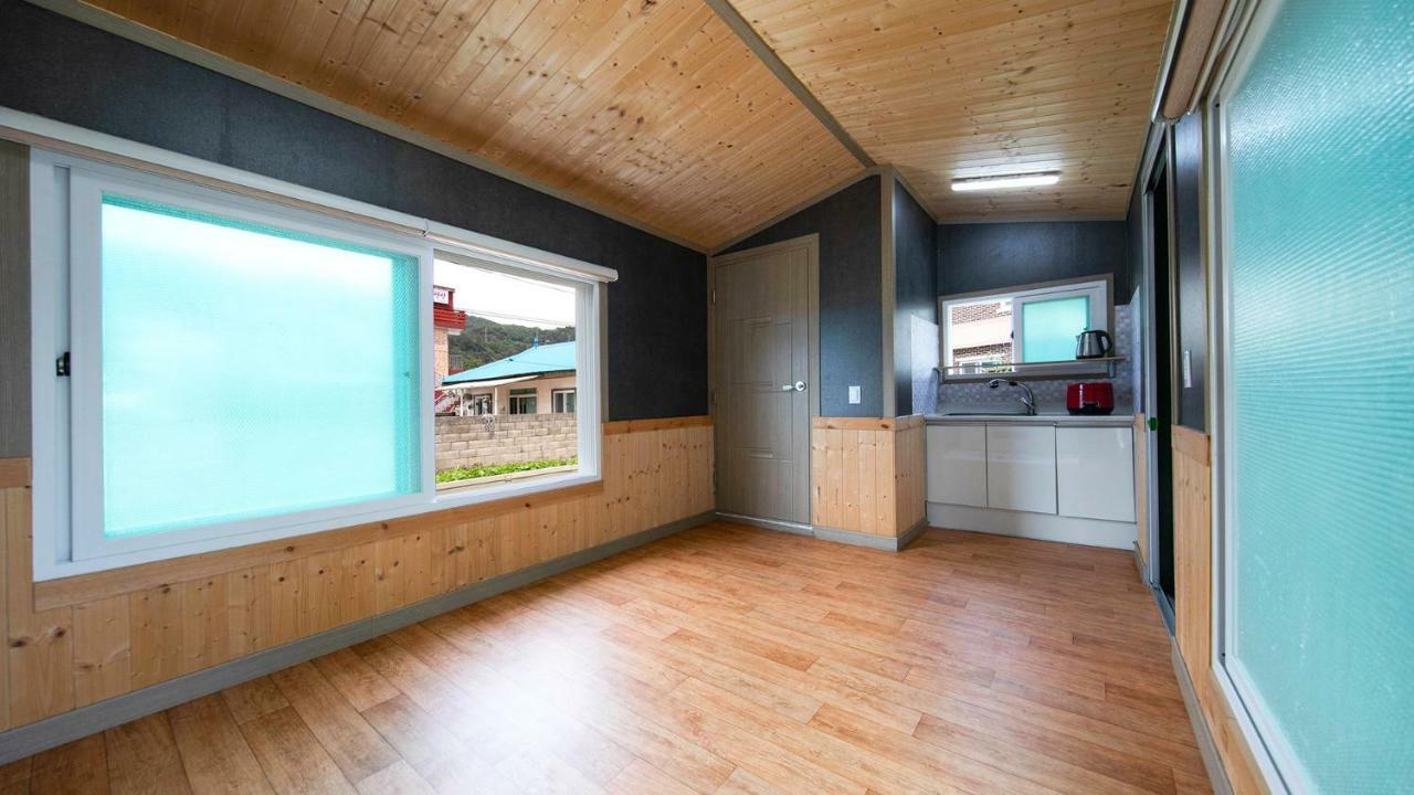 Samcheok Sol Beach Pension Εξωτερικό φωτογραφία