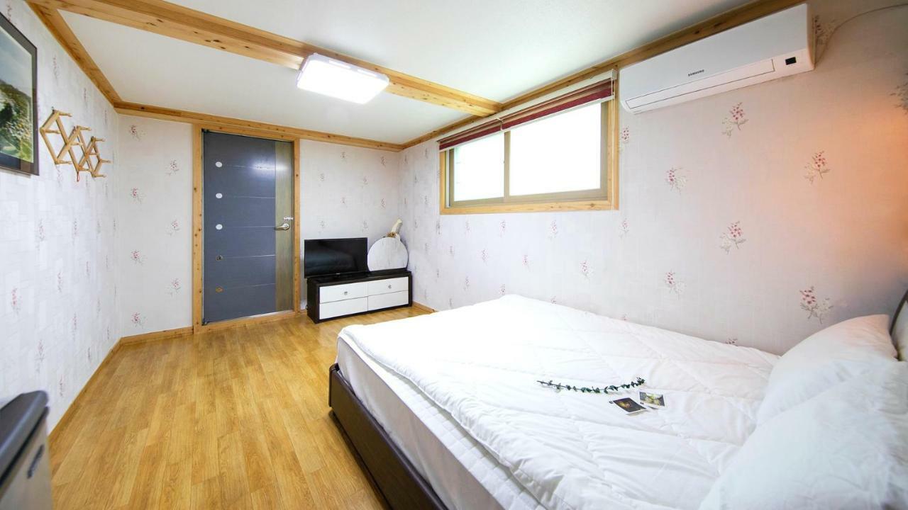 Samcheok Sol Beach Pension Εξωτερικό φωτογραφία