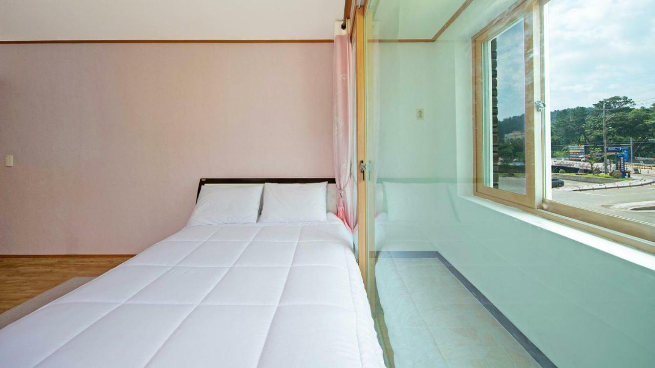 Samcheok Sol Beach Pension Εξωτερικό φωτογραφία