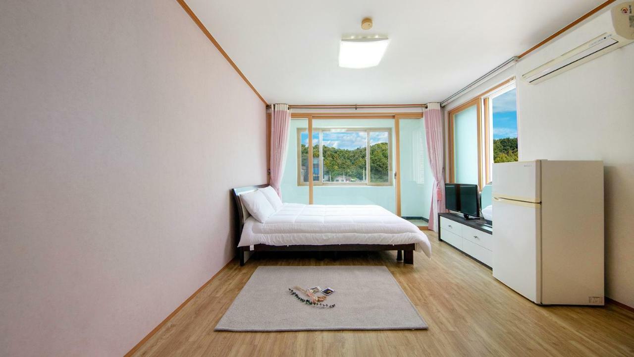 Samcheok Sol Beach Pension Εξωτερικό φωτογραφία
