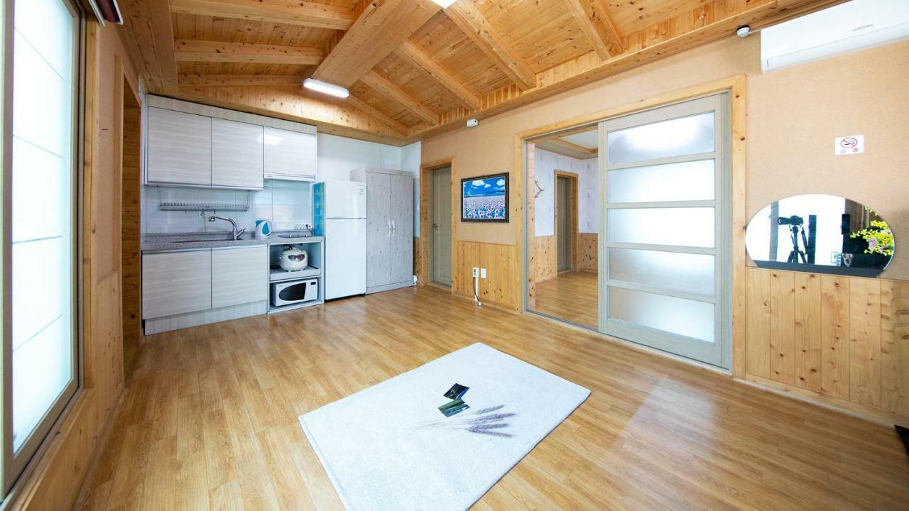Samcheok Sol Beach Pension Εξωτερικό φωτογραφία